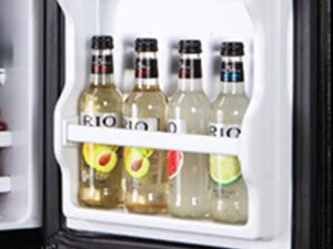 Apartment-sized refrigerator, 3.5 cubic feet (approx. 99 liters) usable capacity, small refrigerator with freezer compartment, suitable for houses and apartments, freestanding